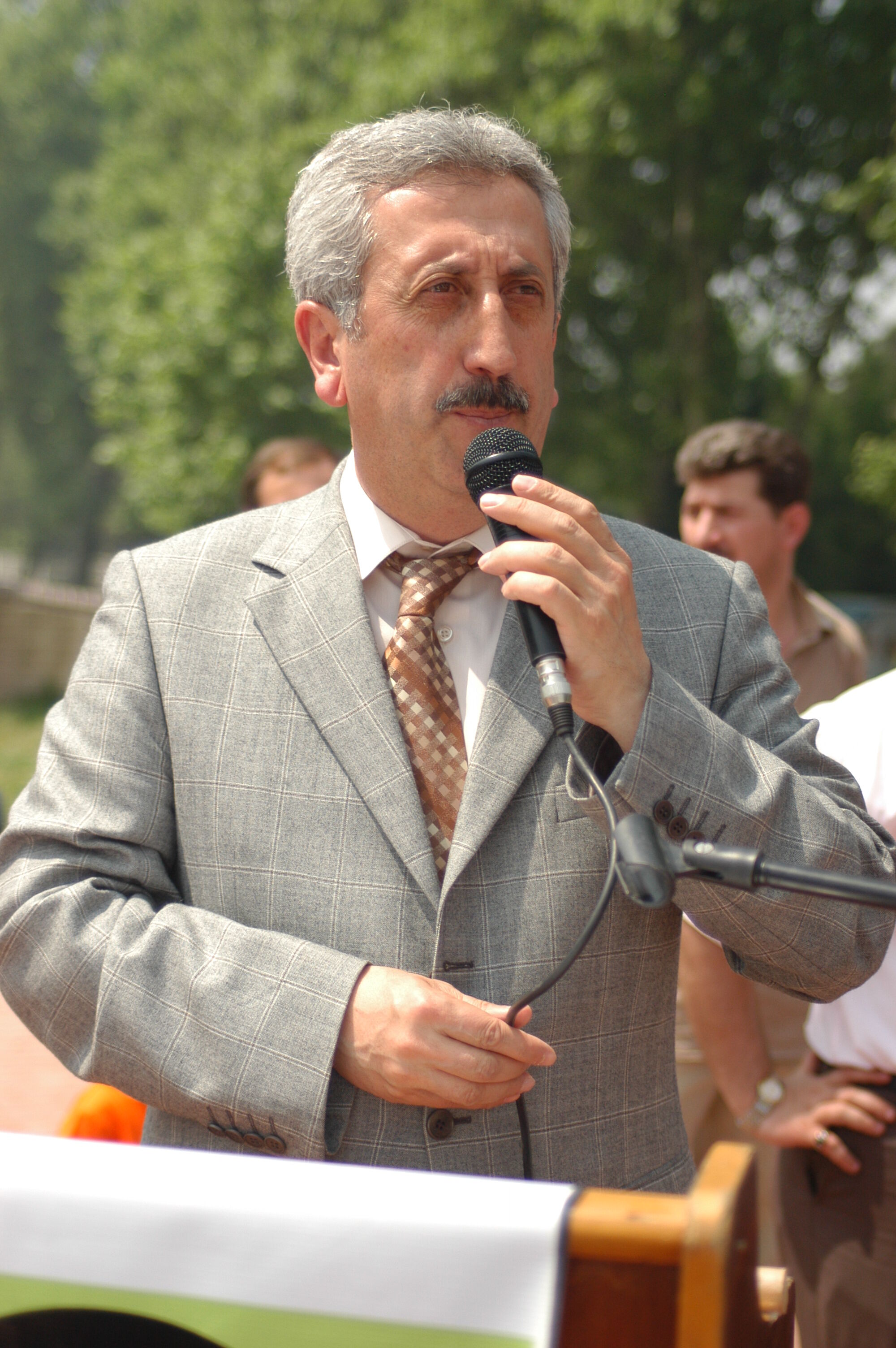 İnegöl'de Minikler Okul Öncesi Eğitim İçin Yürüdü Arşi̇vden 2008 Gençgazete (3)