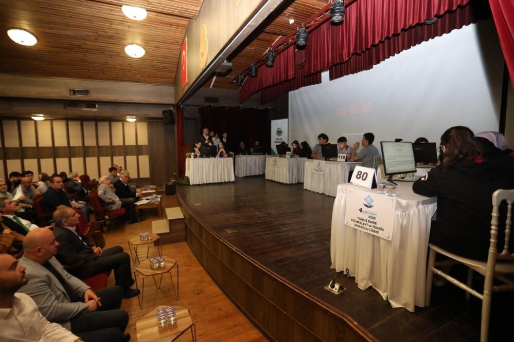 İnegöl’ü En İyi Onlar Tanıdı! Şampiyon Nuh Mehmet Küçükçalık Anadolu Lisesi Oldu (1)