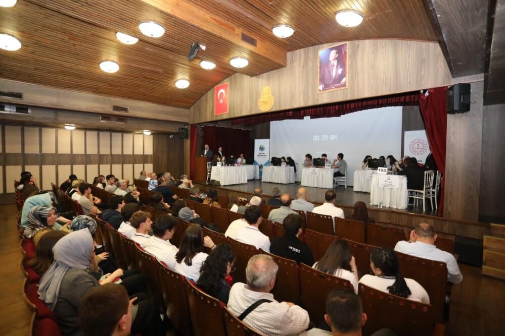 İnegöl’ü En İyi Onlar Tanıdı! Şampiyon Nuh Mehmet Küçükçalık Anadolu Lisesi Oldu (2)