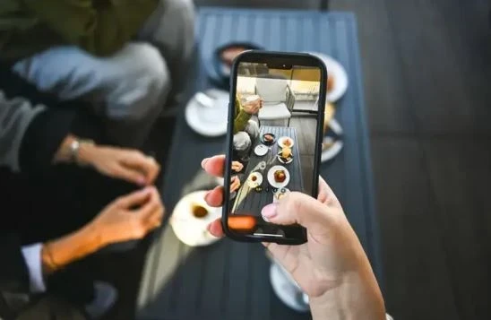 Instagram’ın Yeni Özelliği Kullanıcıları Ikiye Böldü! (1)