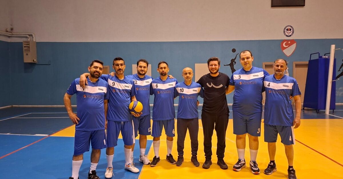 İsko 13. Geleneksel Voleybol Turnuvası Başladı (10)
