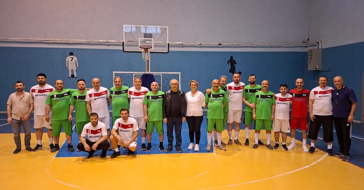 İsko 13. Geleneksel Voleybol Turnuvası Başladı (3)