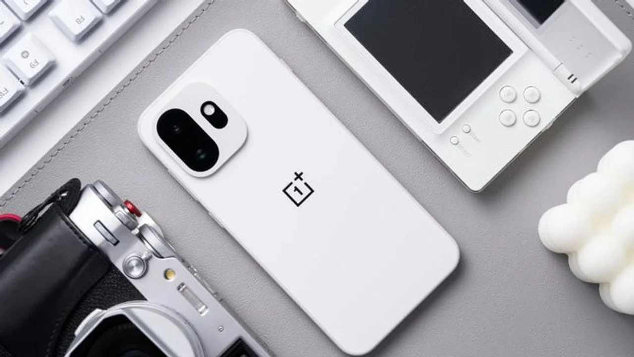 Oneplus 16 İçin İlk Detaylar Ortaya Çıktı! 185Hz Ekran Ve 200 Mp Kamera Dikkat Çekiyor (2)