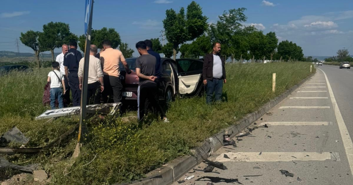 Osmaneli Belediye Başkanı İhsan Yeşilova Bursa’da Kaza Geçirdi (1)