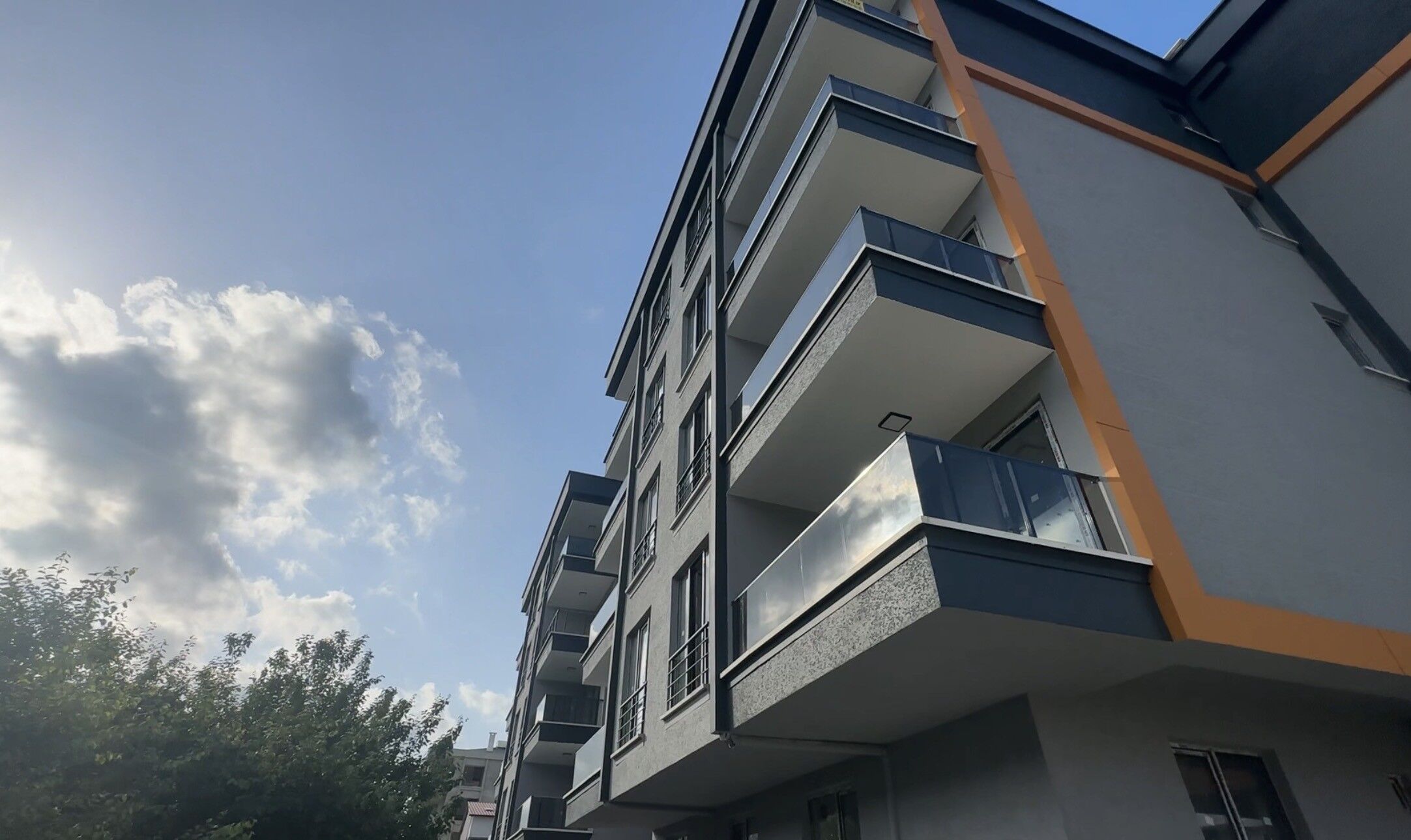 Samsun'da Inşaattan Düşen Işçi Hayatını Kaybetti (3)