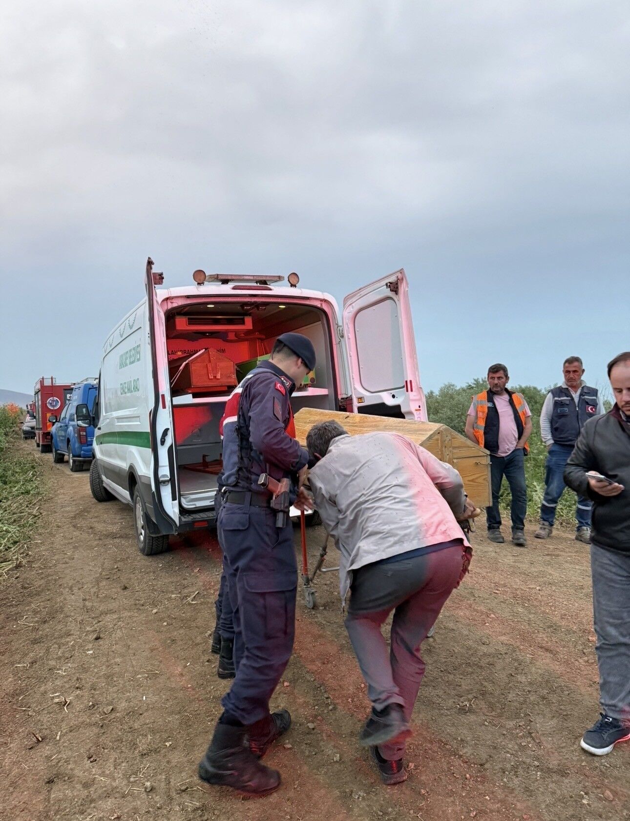 Şarampole Devrilen Traktörün Altında Can Verdi (3)