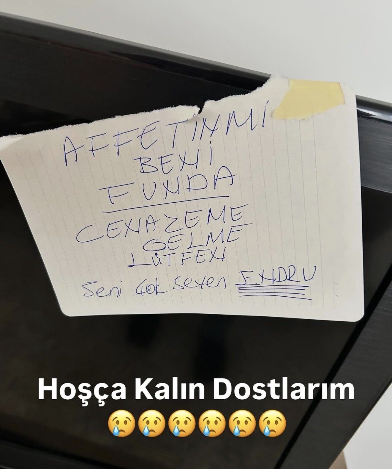 Sosyal Medyada Veda Paylaşımı Yapıp Kendini Vurdu (1)
