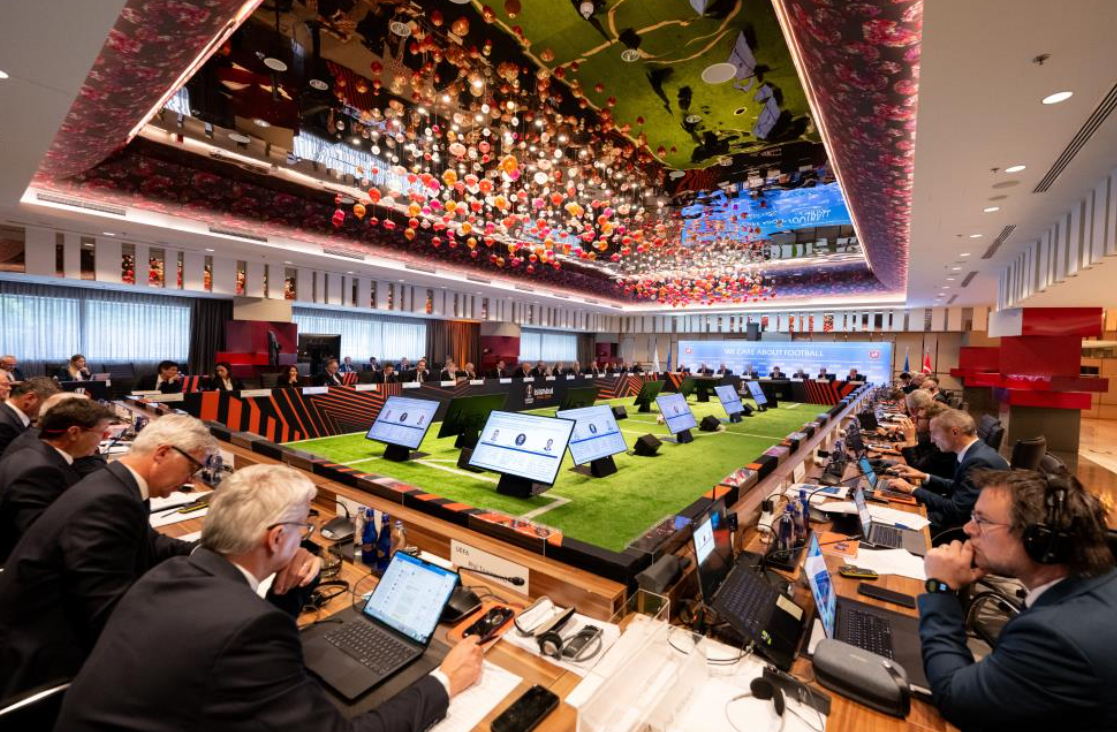 Tff Başkanı Hacıosmanoğlu, Uefa Yönetim Kurulu Toplantısı'na Katıldı (2)
