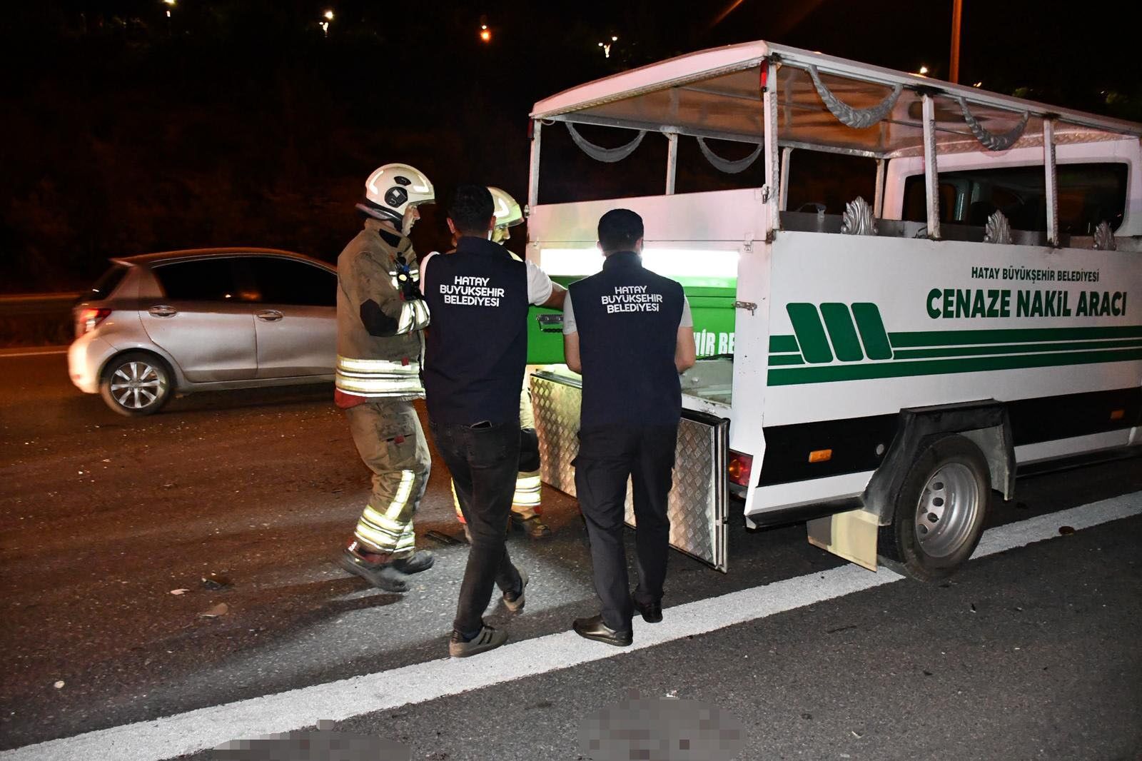 Tırla Çarpışan Otomobil Hurdaya Döndü! 18 Yaşındaki Genç Hayatını Kaybetti (3)