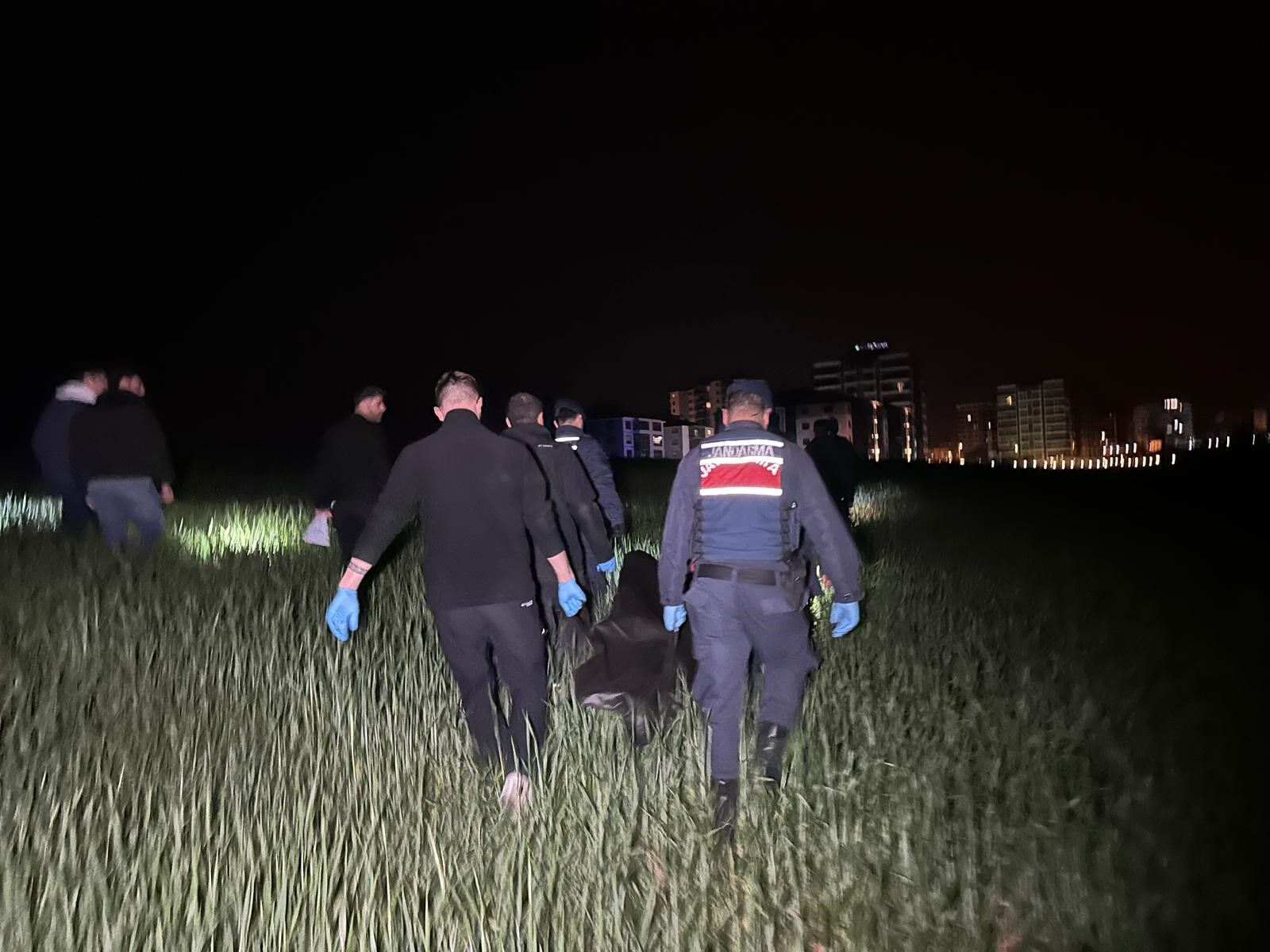 Yaşlı Adamı Tarlada Bıçaklayarak Öldüren Şüpheli Yakalandı (2)