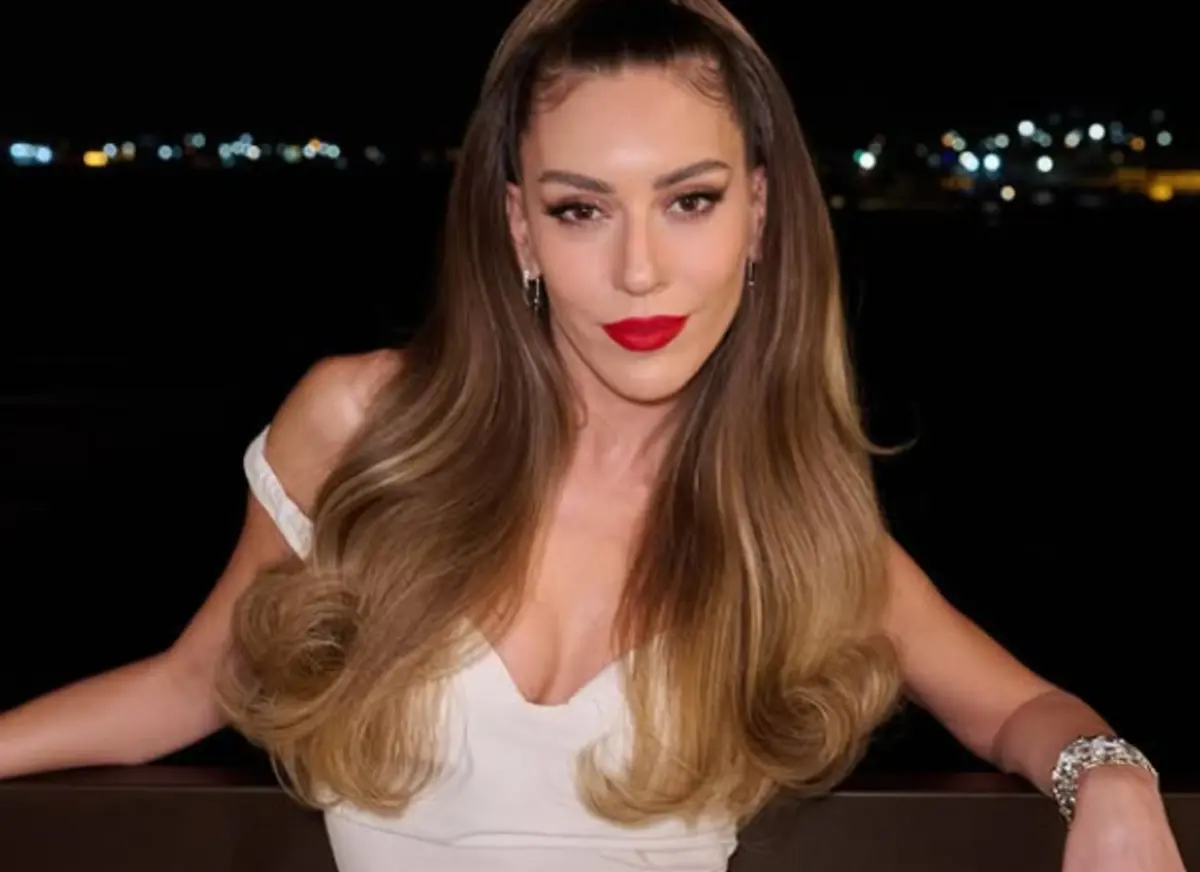 A.b.i̇. Dizisinde Hikaye Ve Kadro Sil Baştan! Afra Saraçoğlu Yerine Bakın Kim Geliyor (2)