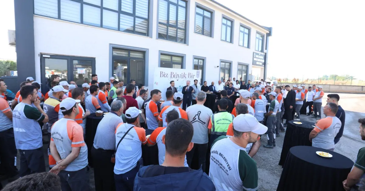 Alper Taban Temizlik İşleri Personeliyle Bir Araya Geldi (5)