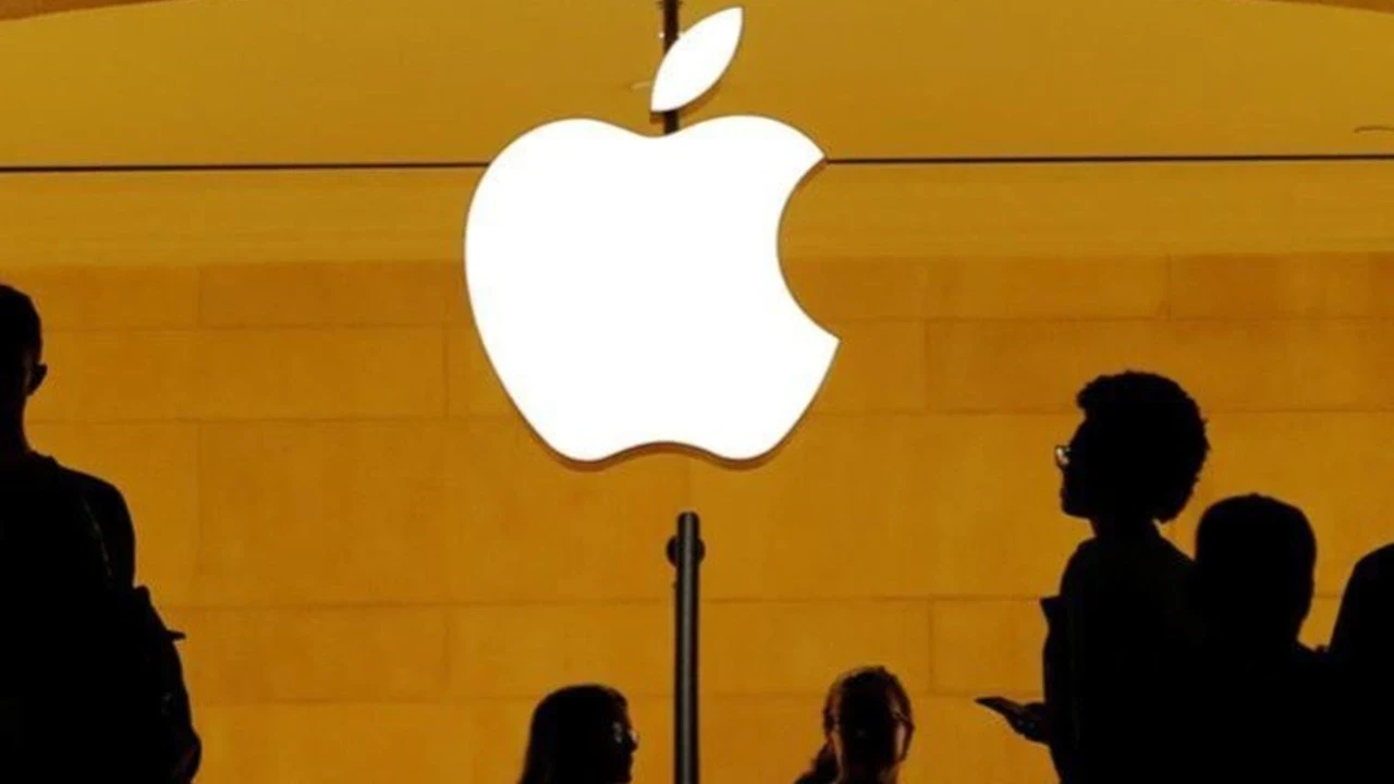 Apple'ın Hamlesi Krize Yol Açtı! Rusya'dan Milyonlarca Iphone Kullanıcısına Android'e Geçin Çağrısı (1)-1