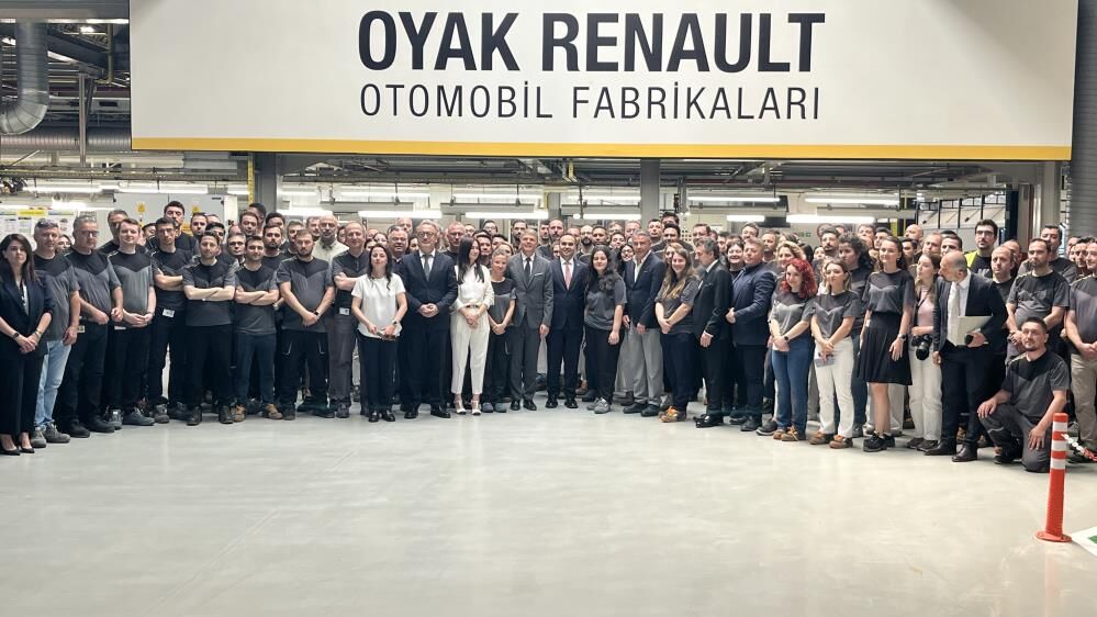 Bakan Kacır Türkiye'ye Yatırım Yapan Kazanıyor (1)