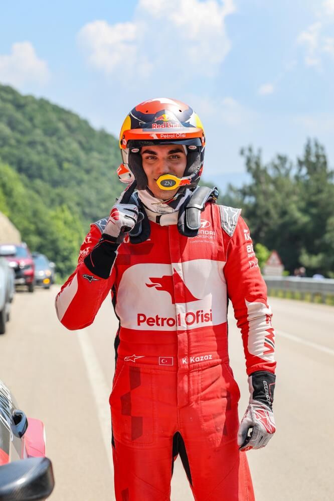 Bursa Rallisi'ni Kerem Kazaz Kazandı! (3)