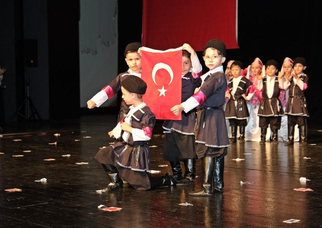 Bursa Yuvam’da Yıl Sonu Coşkusu (3)