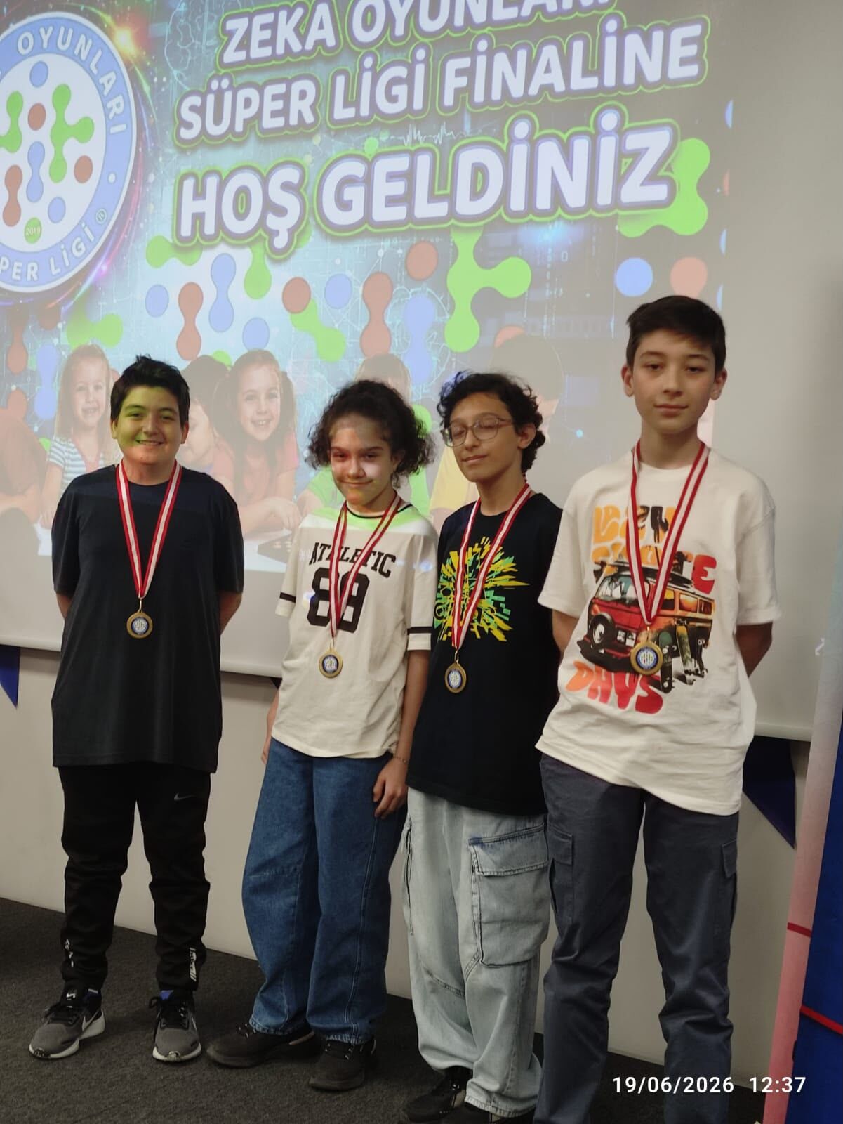 Bursa Zeka Oyunları Süper Ligi’nin Şampiyonu İstaş Kentaş Ortaokulu (6)