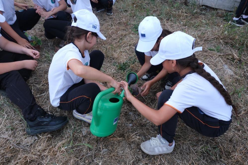 Bursa’da 150 Öğrenci Fide Dikerek Doğayla Buluştu! (3)