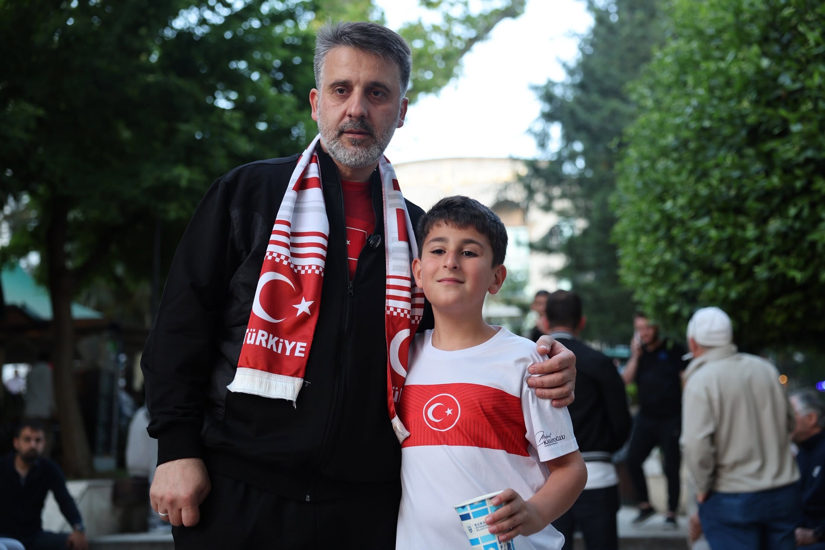 Bursa’da A Milli Takım Maçı Dev Ekranda Izlendi (2)