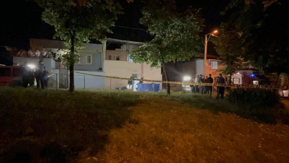 Bursa'da Bir Aile Katliamı Daha! Karı Koca Arasındaki Tartışma Kanlı Bitti (2)