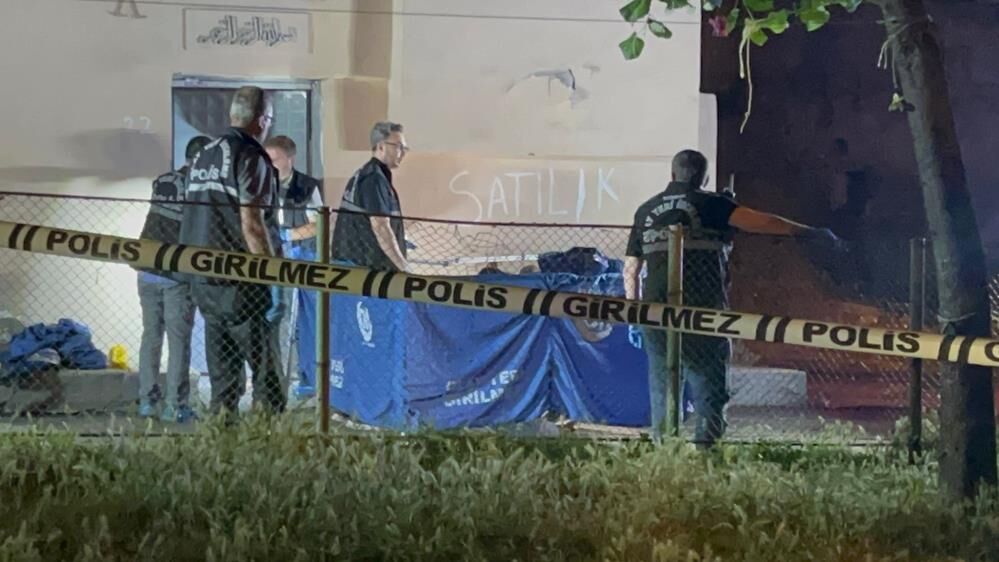 Bursa'da Bir Aile Katliamı Daha! Karı Koca Arasındaki Tartışma Kanlı Bitti (3)
