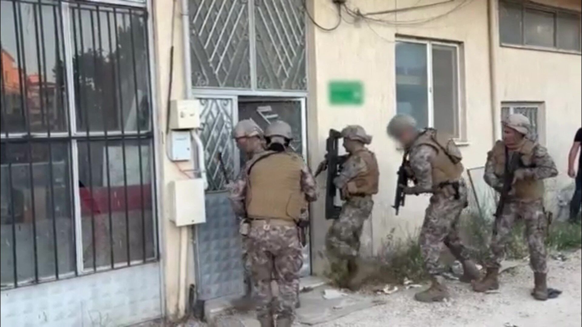 Bursa'da Daltonların Adını Kullanan Örgüte Büyük Darbe... Evi Böyle Kurşunlayıp Kaydettiler, Polis Çok Geçmeden Çökertti