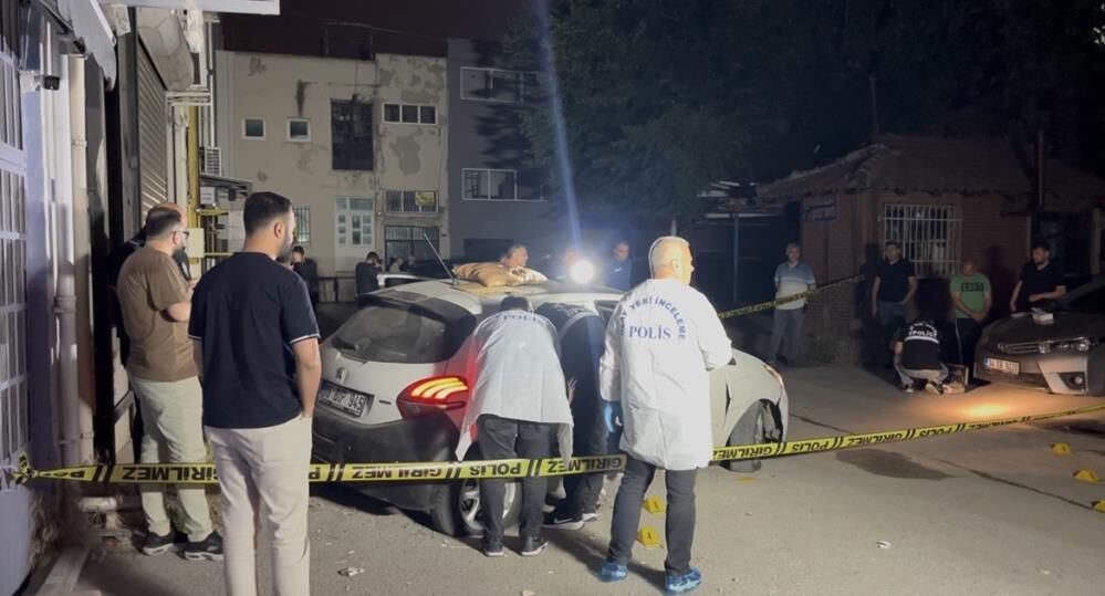 Bursa'da Dehşet Veren Olay! Polis Kıskacına Girince Başına Ateş Edip Hayatına Son Verdi (1)-1