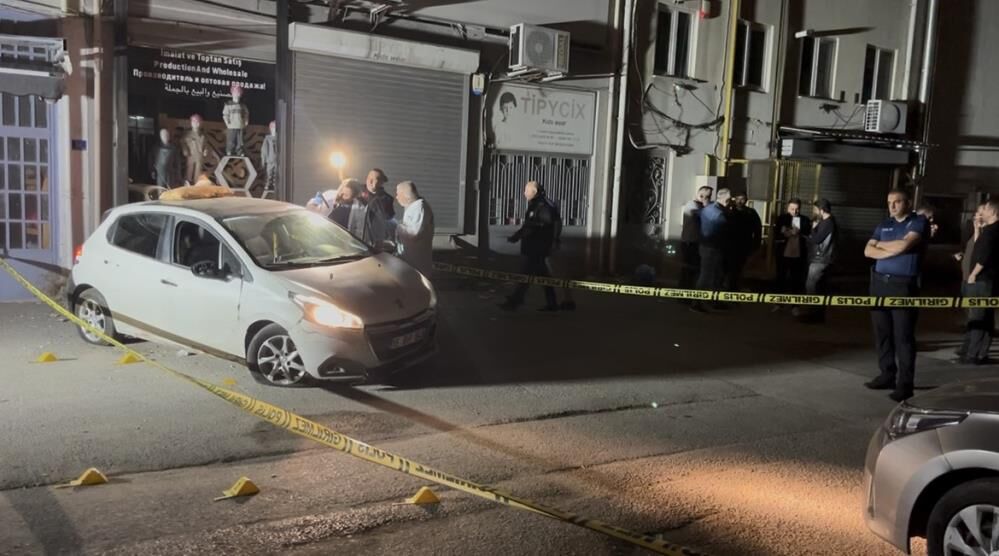 Bursa'da Dehşet Veren Olay! Polis Kıskacına Girince Başına Ateş Edip Hayatına Son Verdi (3)