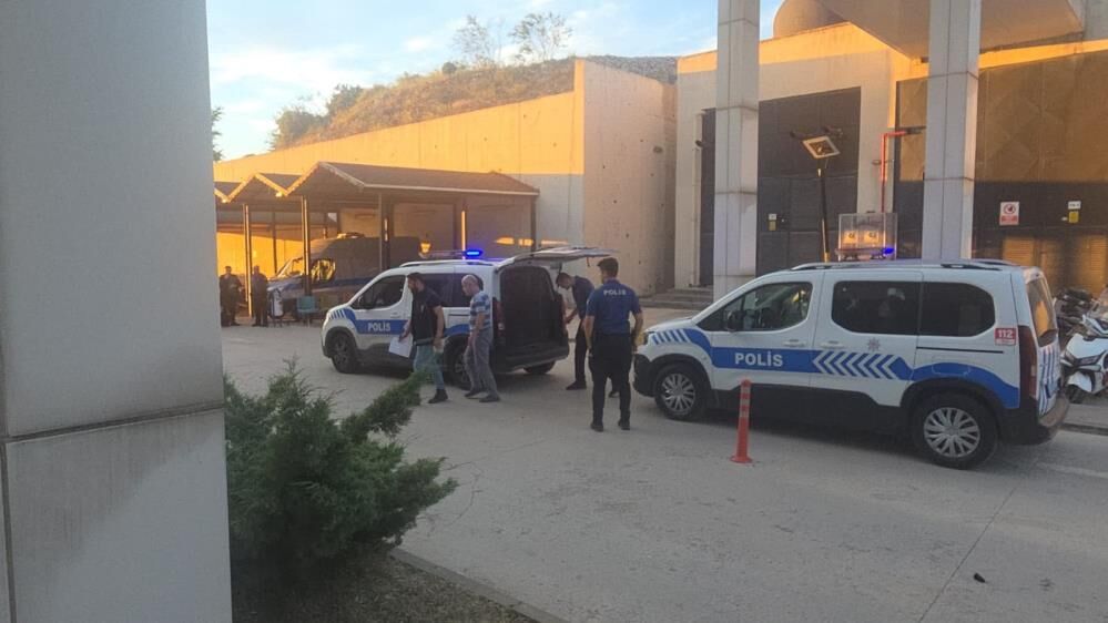 Bursa'da Helikopter Destekli Operasyonu! 52 Gözaltı (3)