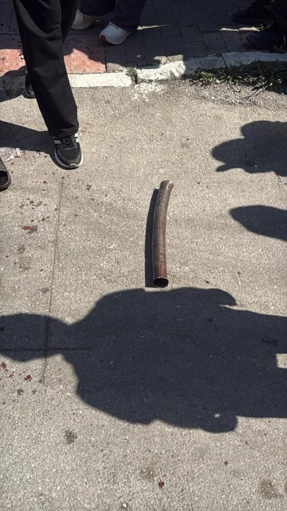 Bursa’da İş Yeri Önü Kavgası Kanlı Bitti! Baba Oğul Bıçakla Yaralandı (2)