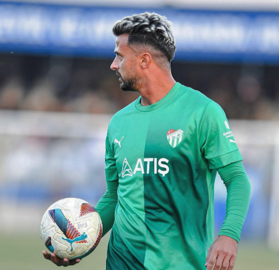 Bursaspor’un Tecrübeli Stoperi İnegölspor’da (1)-1