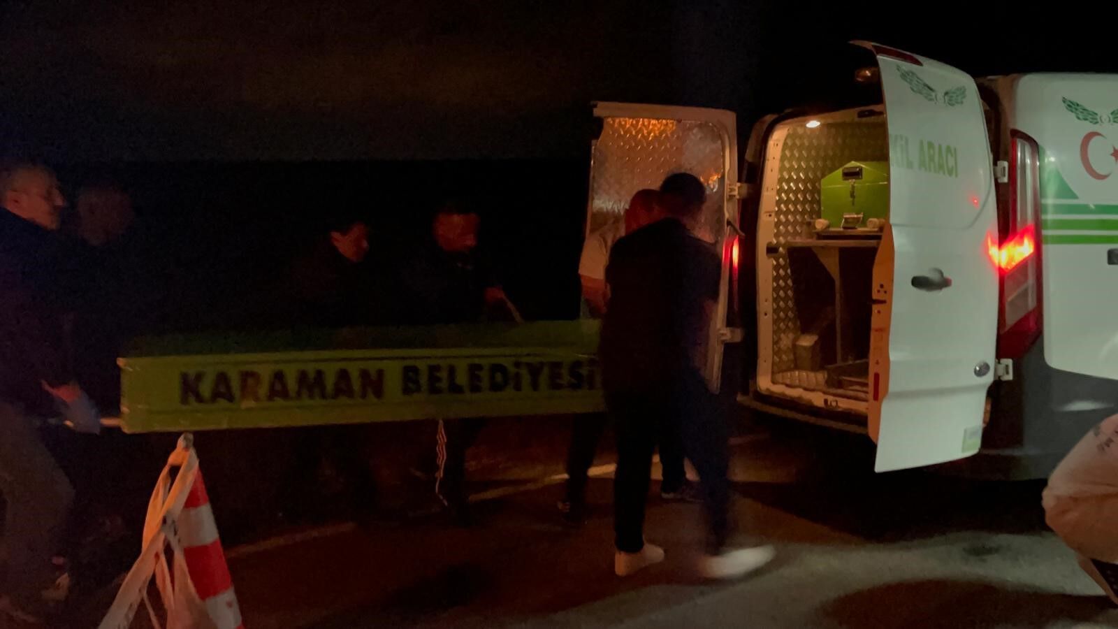Direksiyon Başında Kalp Krizi Geçiren Tanker Sürücüsü Hayatını Kaybetti (3)