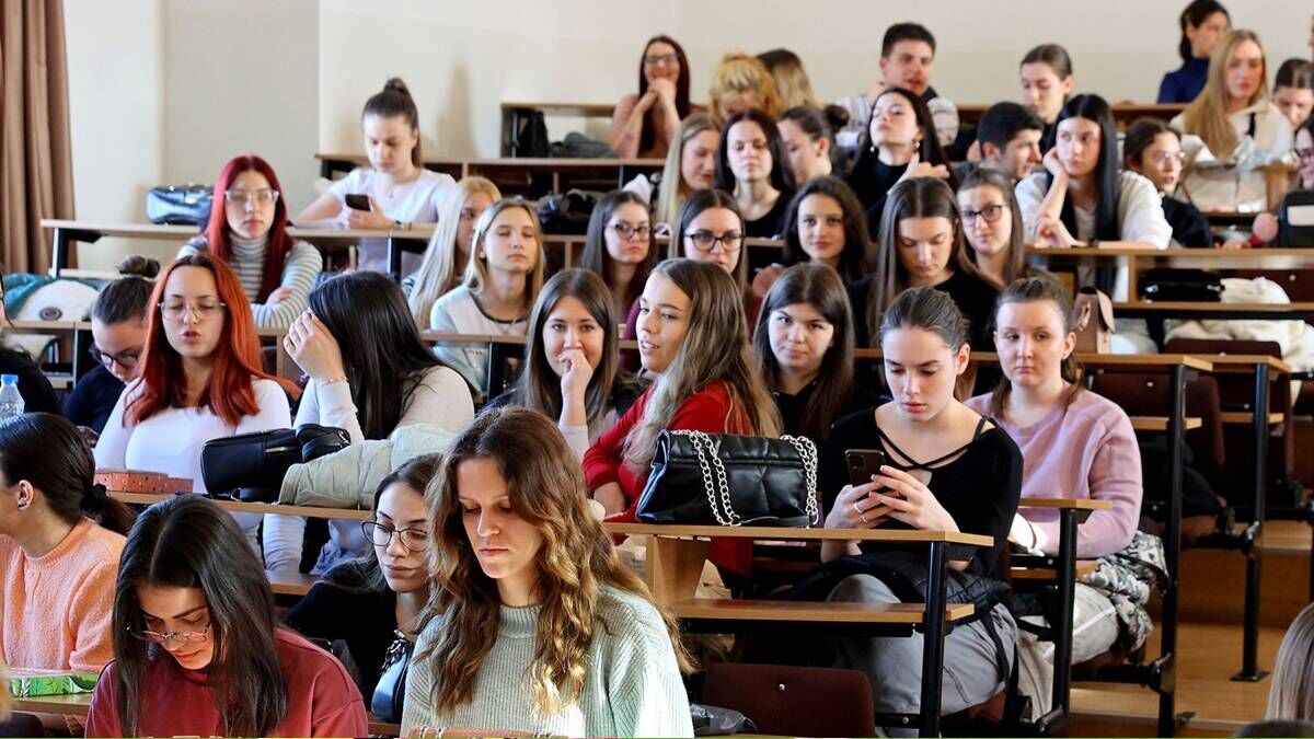 Erasmus Hayali Kuran Öğrenciler Dikkat! 2026’Da Erasmus Programına Katılan Üniversiteler Belli Oldu (1)