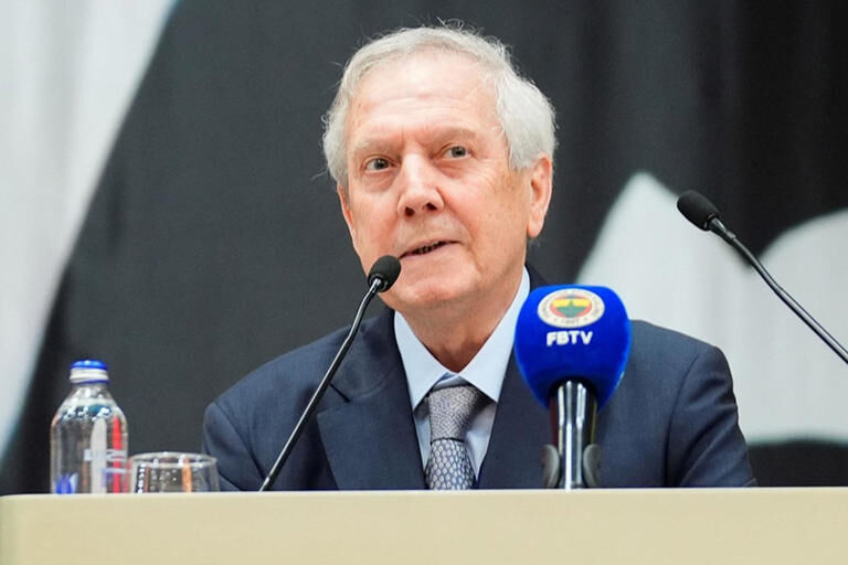 Fenerbahçe Yeni Golcüsünü De Açıkladı! Bu Gece İstanbul'a Geliyor