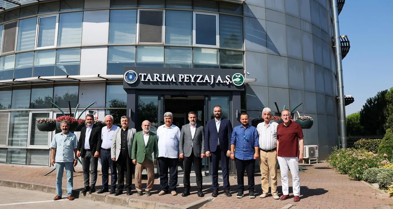 Genç Gazete Başkan Vekili Şahin Biba, Bursa Kent Hali’nde Esnafın Taleplerini Dinledi 1