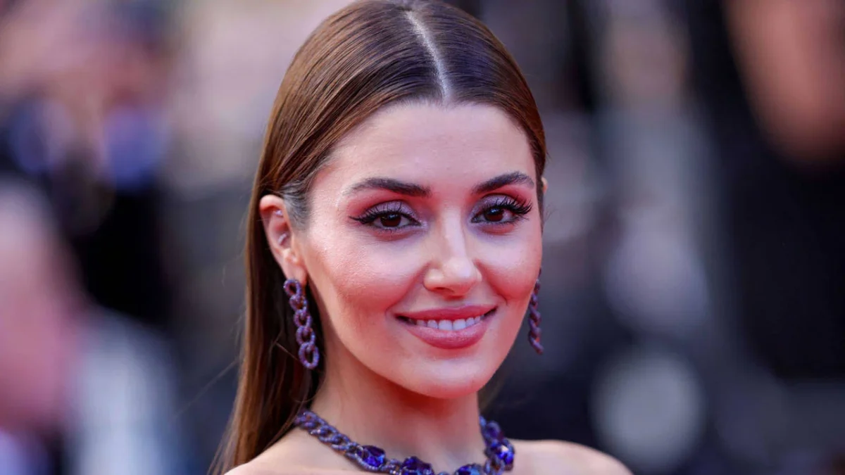 Hande Erçel Kimdir, Hande Erçel Evli Mi, Bekar Mı, Aslen Nereli (2)