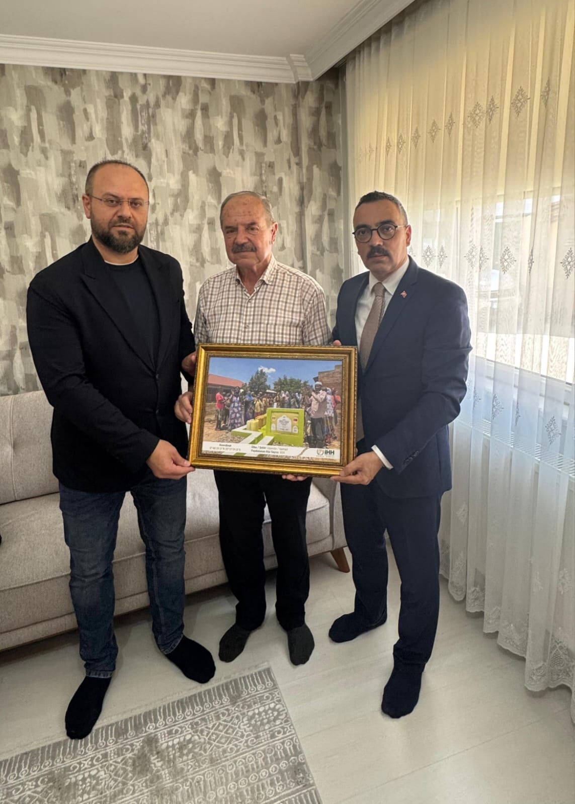 İhh İnegöl Temsilciliği, Şehit Emniyet Müdürü Adına Uganda’da Su Kuyusu Açtı (2)