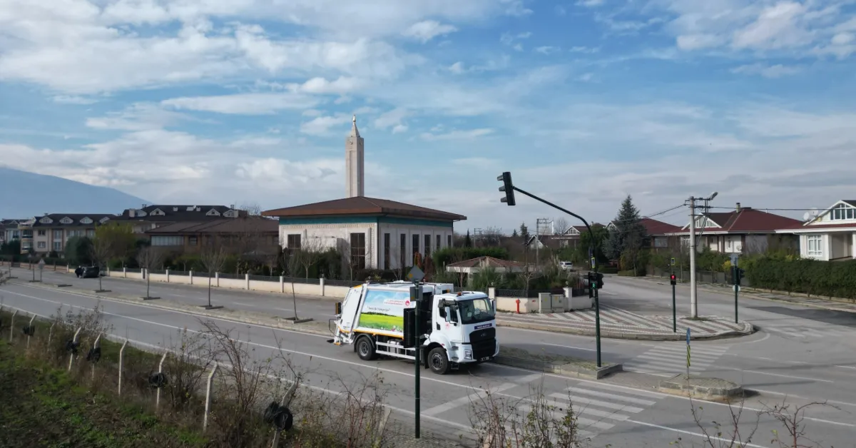 İnegöl Belediyesi'nin Temizlik Filosu Yapay Zeka İle Güçleniyor (1)