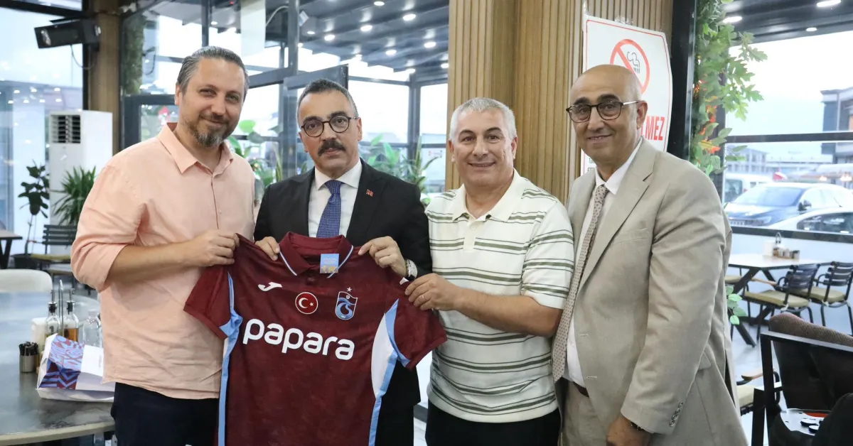 İnegöl Şavşatlılar Derneği’nden Kaymakam Eren Arslan’a Vefa Gecesi (6)