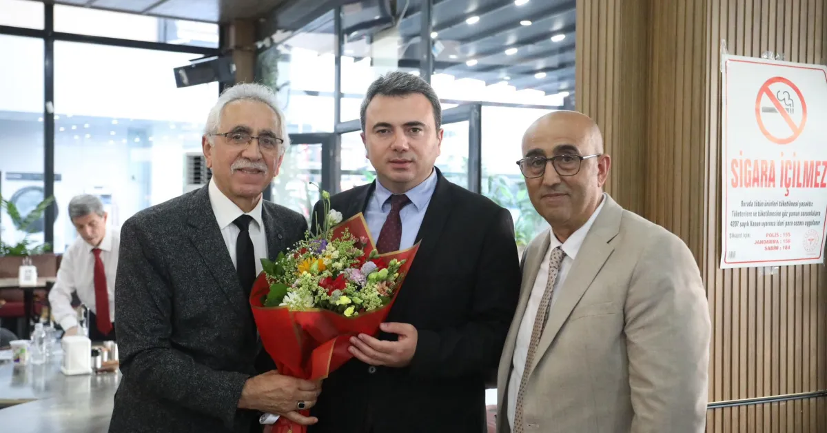İnegöl Şavşatlılar Derneği’nden Kaymakam Eren Arslan’a Vefa Gecesi (8)
