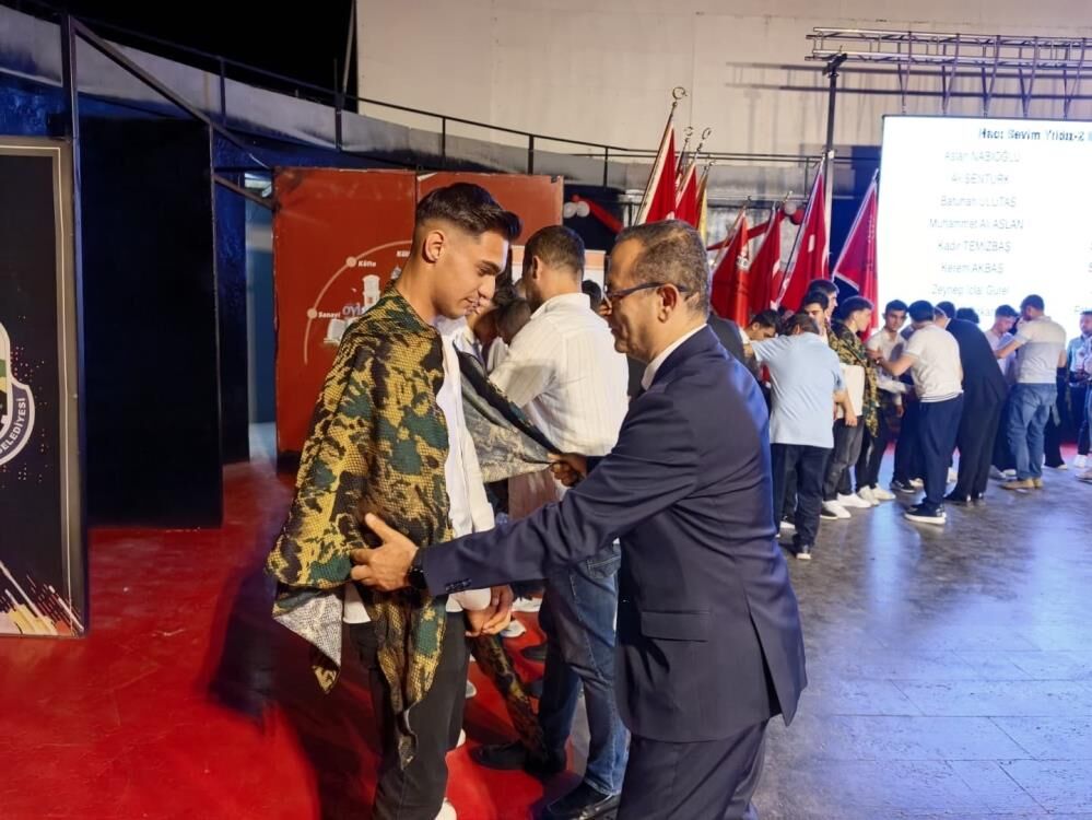 İnegöl'de 1100 Yıl Önceki Gelenekle Mezun Oldular! (1)-1