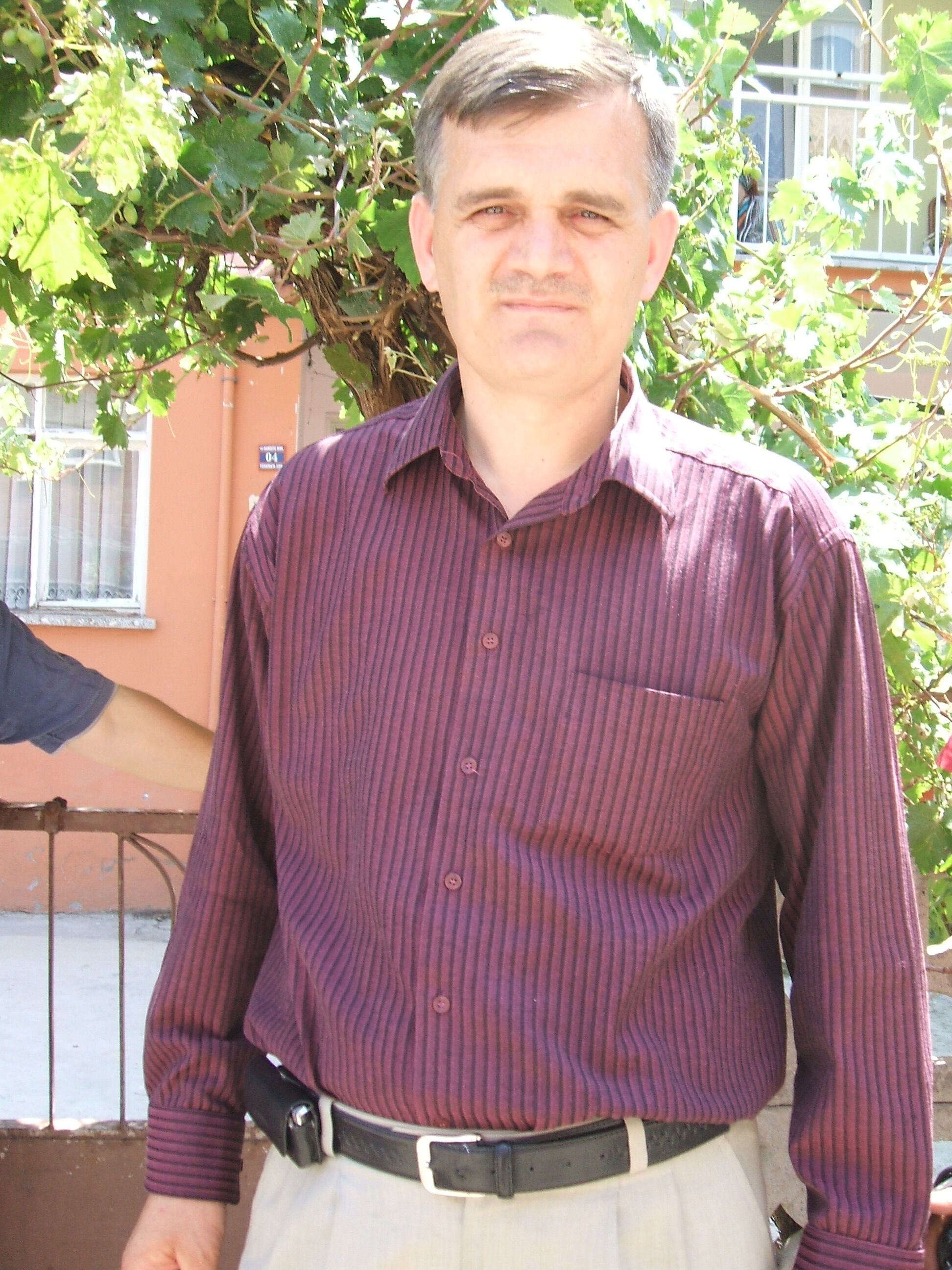 İnegöl'de Baz İstasyonu Kurulumu Arşiv 2008 Gençgazete (3)