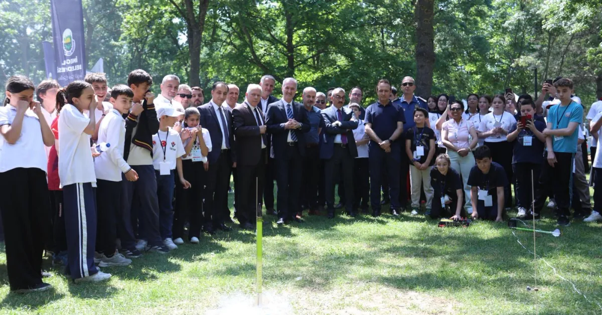 İnegöl’de Bilim Şöleni 210 Öğrencinin Hazırladığı 73 Proje Sergilendi (3)