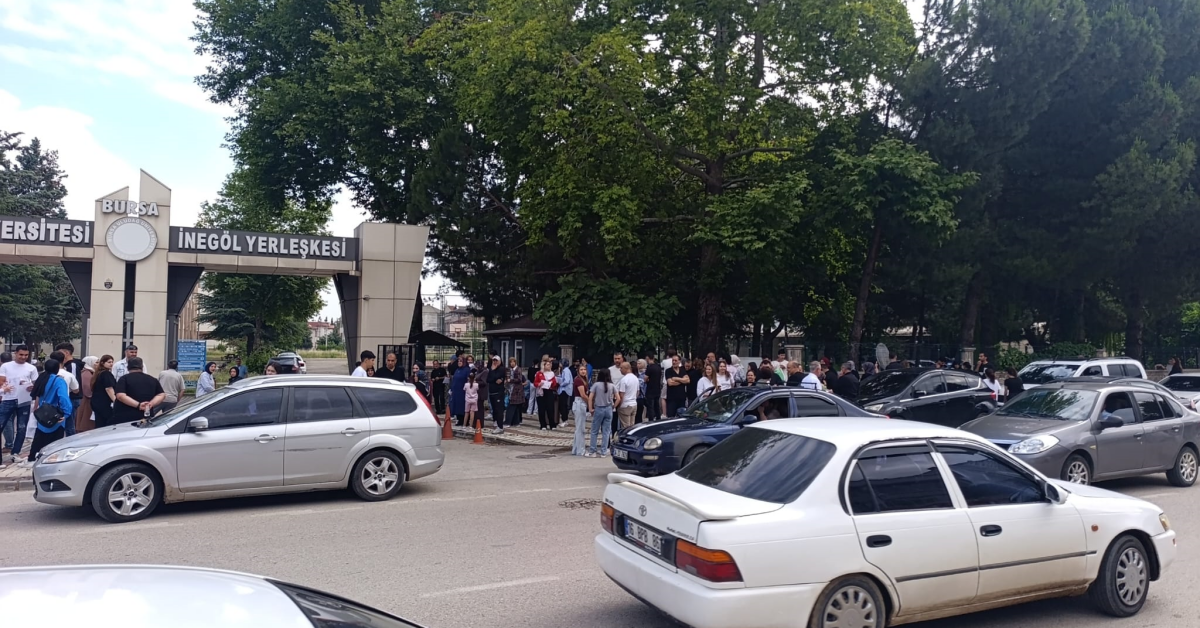 İnegöl'de Heyecanlı Yks Bekleyişi Başladı (1)