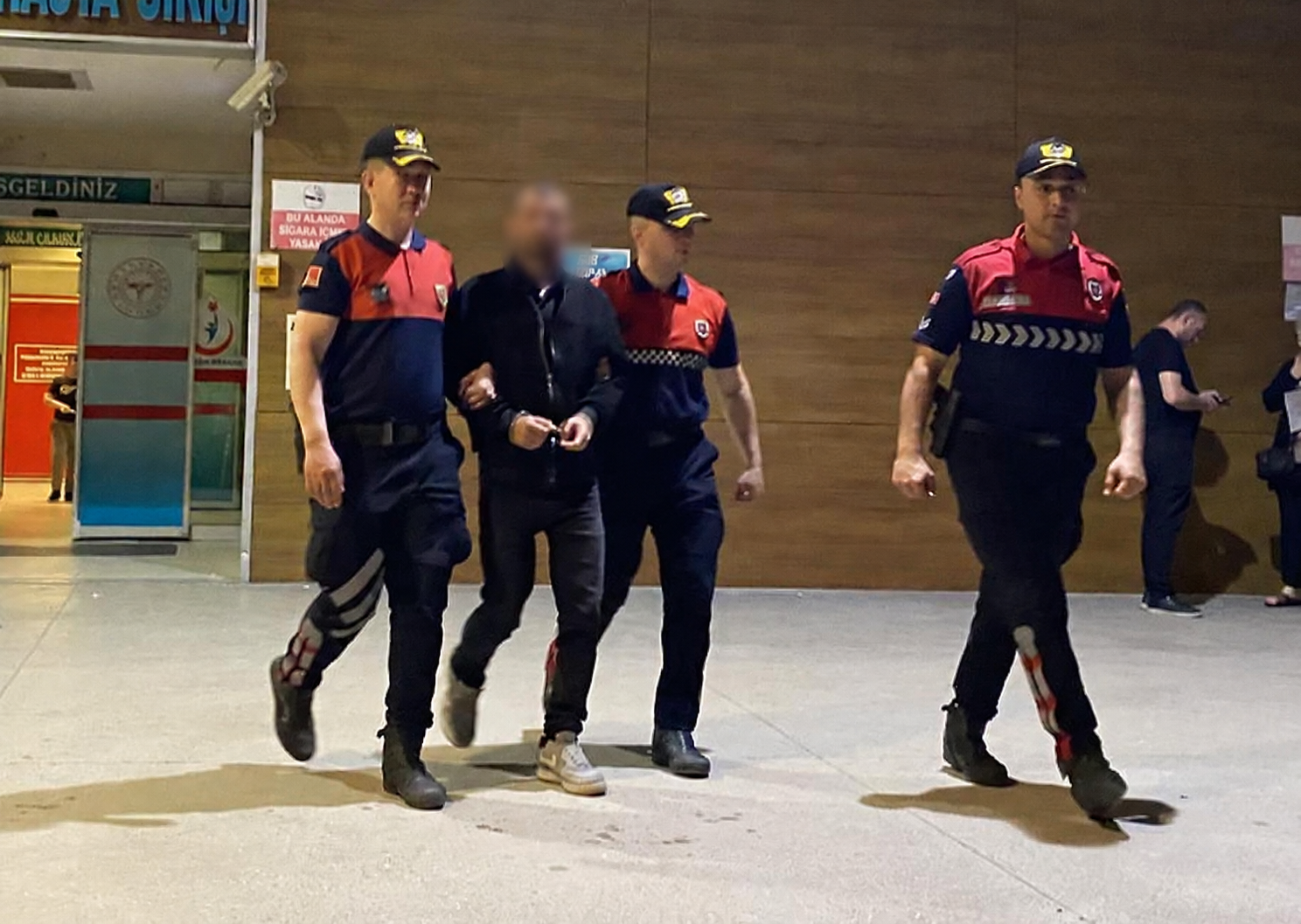 İnegöl'de Uyuşturucu Operasyonunda, 64 Kişiden 58'I Tutuklandı!-1
