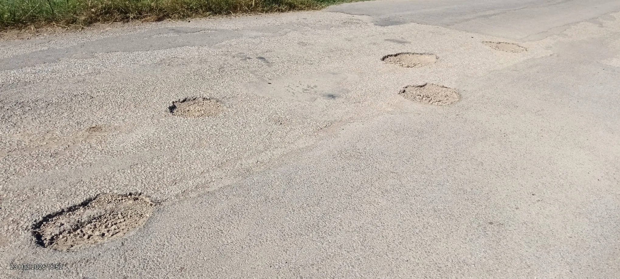 İnegöl’de Yiğitköy Halkından Yol Tepkisi “Yama Değil, Kalıcı Çözüm İstiyoruz” (5)