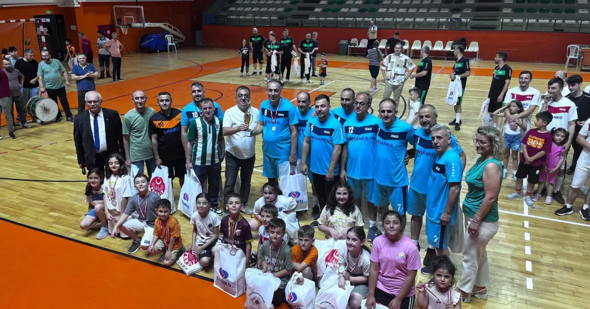 İsko’da 13. Geleneksel Voleybol Turnuvası Sona Erdi (4)
