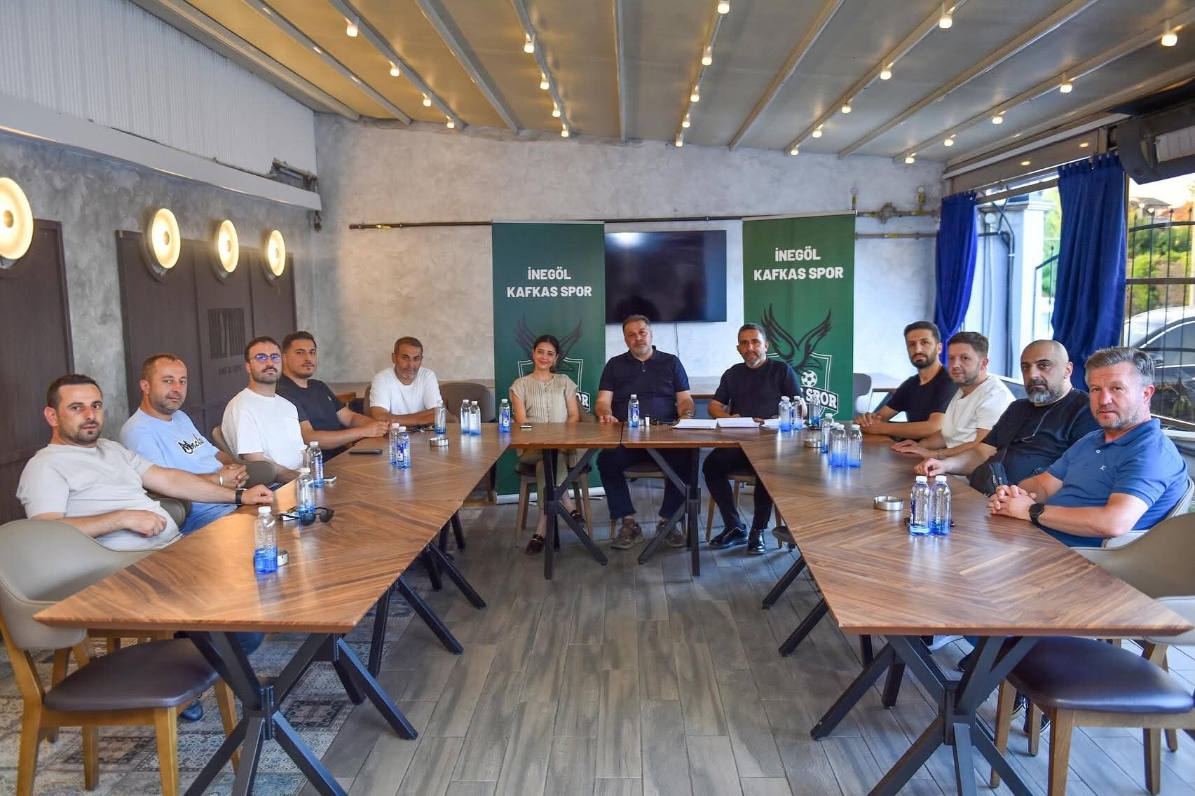 Kafkasspor’da Altyapı Yönetim Kurulu Oluşturuldu (1)