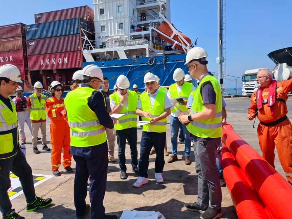 Marmara Denizi'nde Petrol Sızıntısı Tatbikatı Gerçeğini Aratmadı (2)