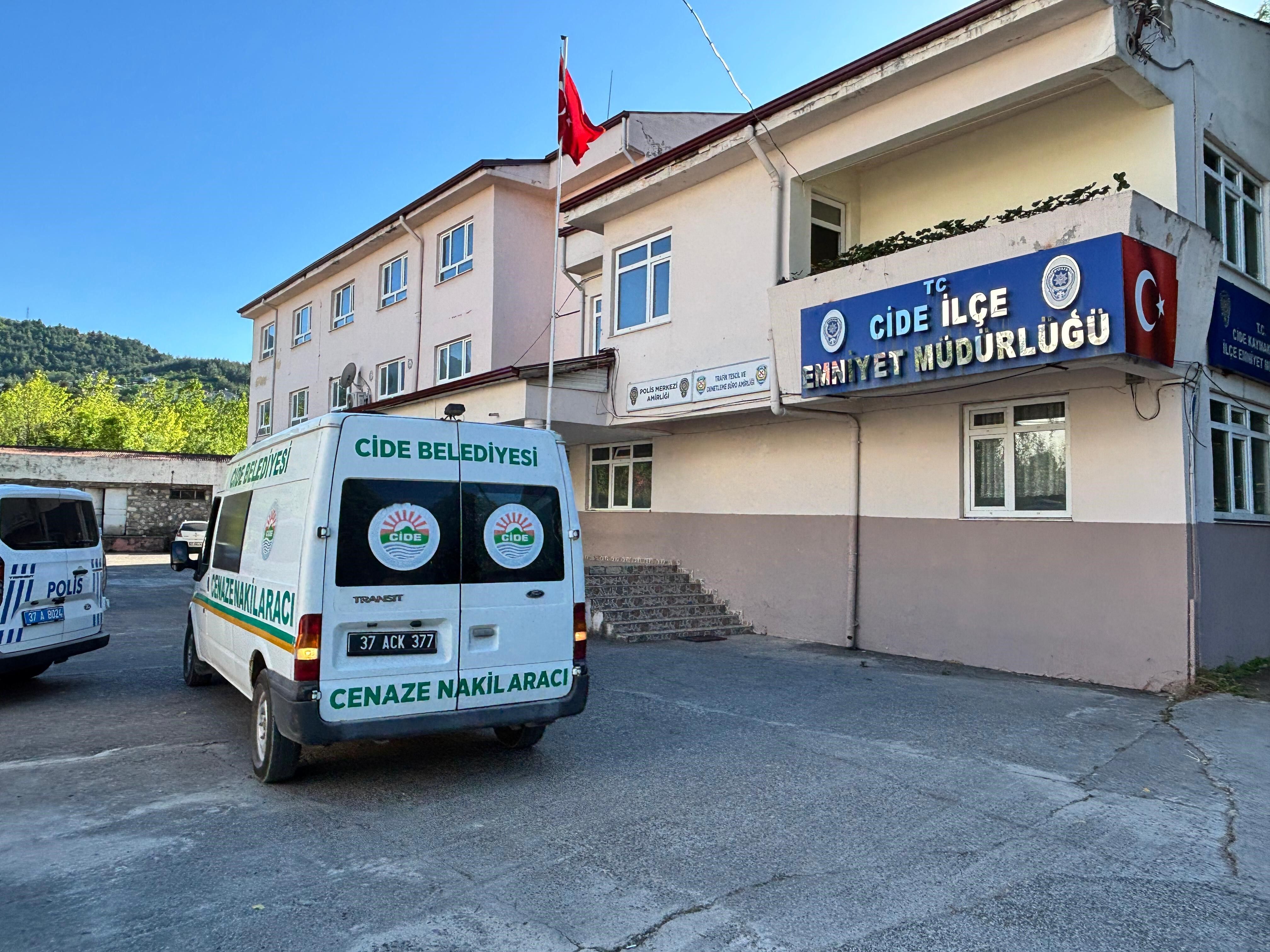 Metruk Binada Erkek Cesedi Bulundu (2)-1